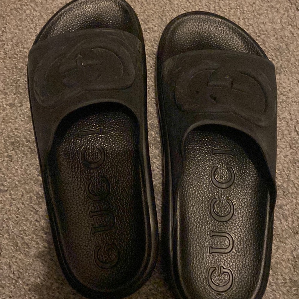 Women Gucci slides